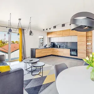 Apartament Yellow Z Parkingiem 18 C Perlowa Przystan - Holiday City , Kołobrzeg Polska